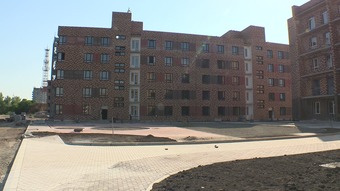 Фотографии хода строительства - Вторая очередь многоквартирного комплекса домов "КОМАРОВО"